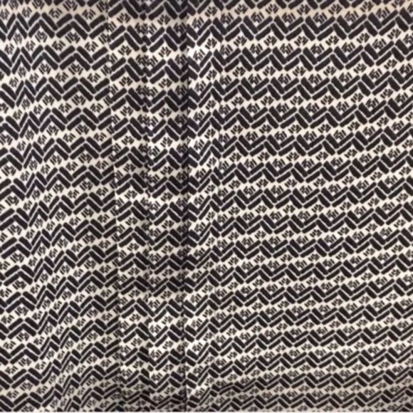 Womens Banana Republic Navy Blue Pattern Bell Cuff Peplum Long Sleeve Blouse NWT - Picture 5 of 8